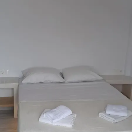 Vlastos 3 * Mylopotas